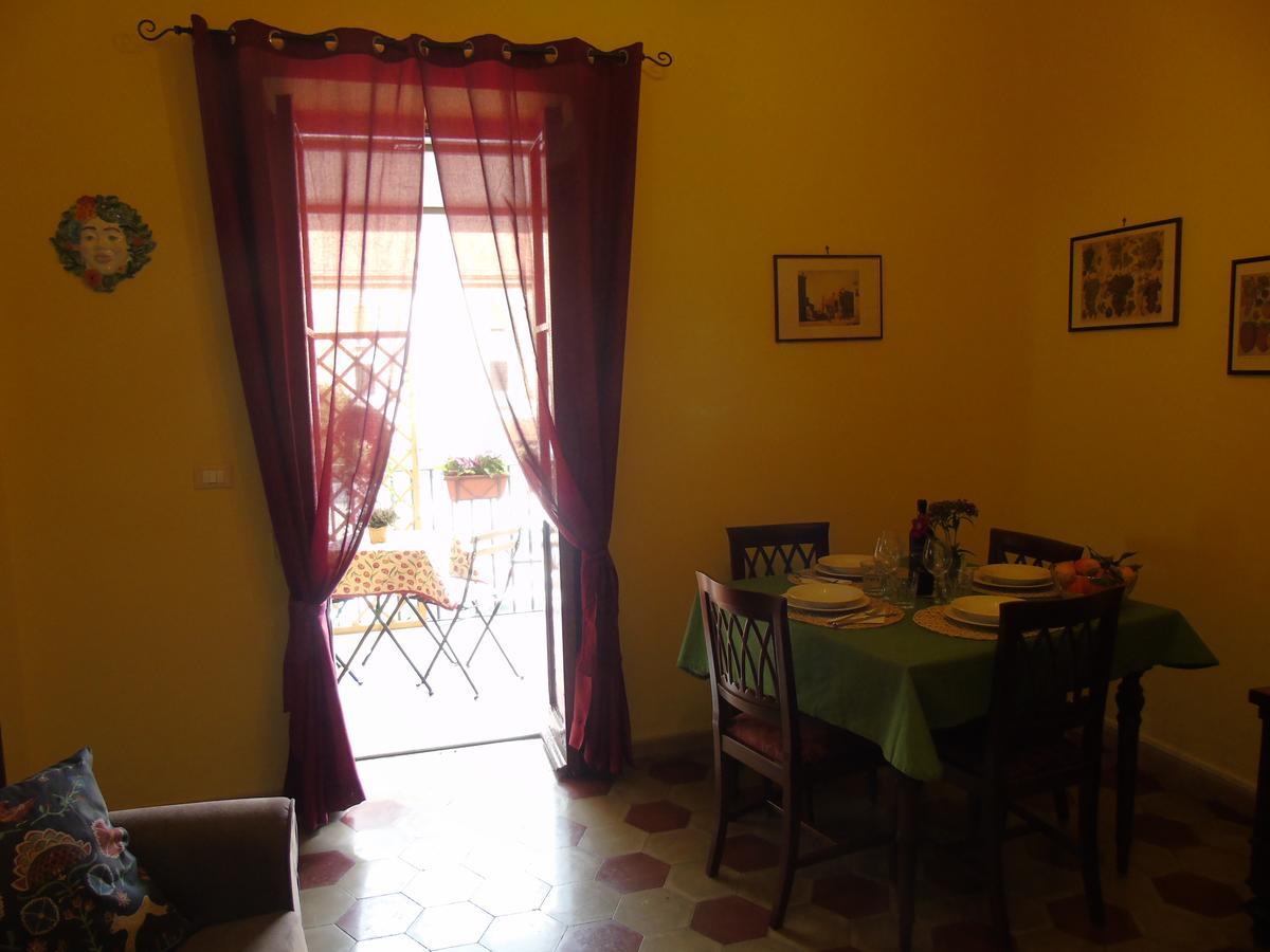 Casa Arenella Appartamento Con Parcheggio Privato Palermo Exterior photo